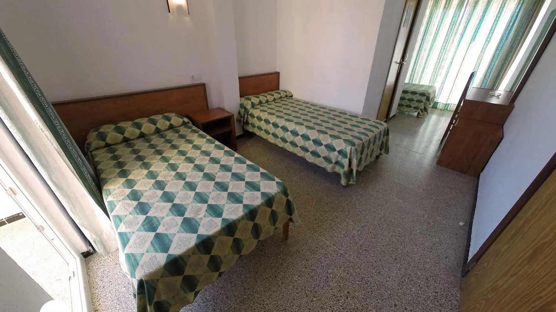 Hostal Lido El Arenal  0*, El Arenal (Mallorca) Spain