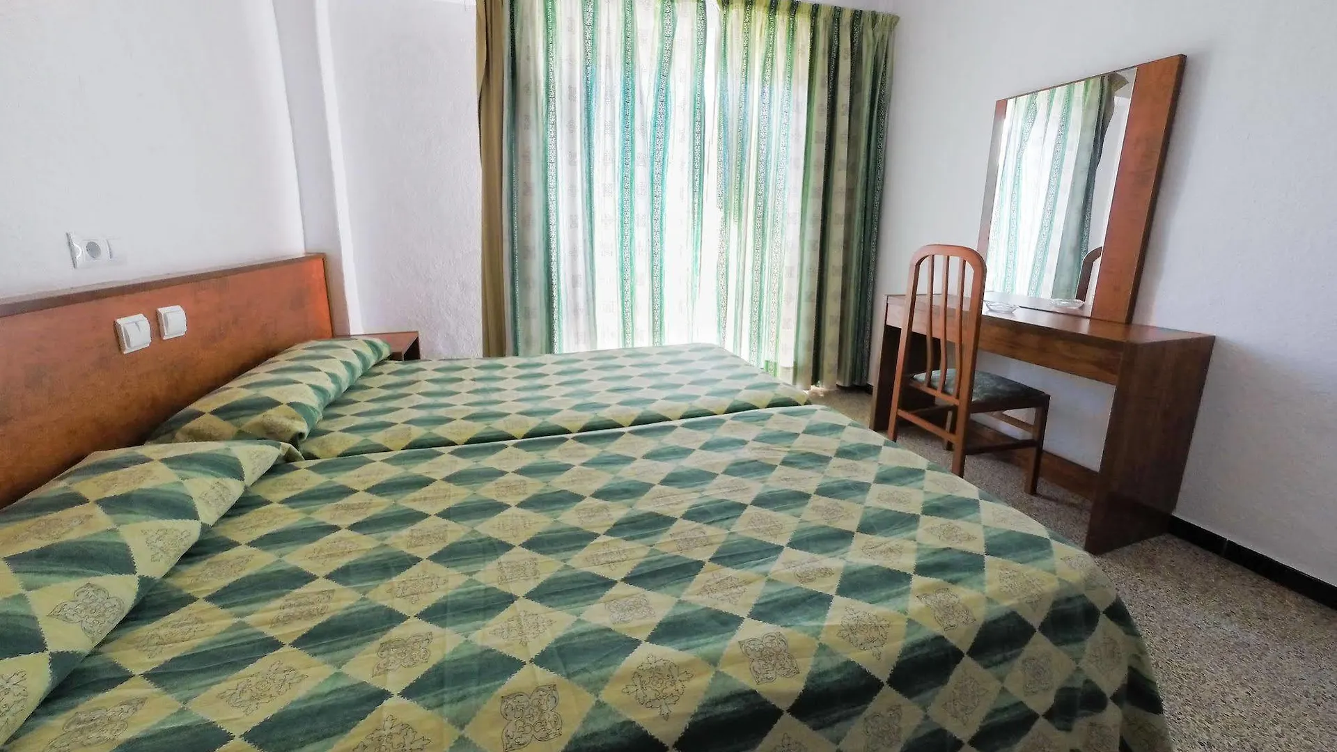 Hostal Lido El Arenal  Hotel El Arenal (Mallorca)